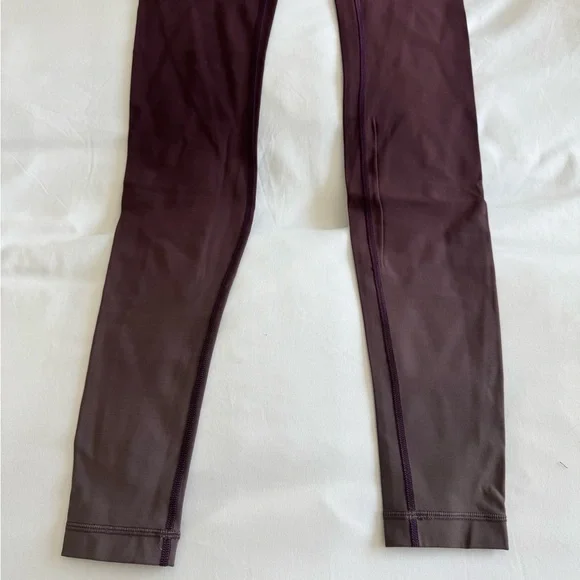 Lululemon Ombré purple Leggings - Picture 4 of 8